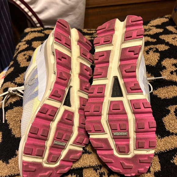 On Running Cloudvista size 6 - Picture 4 of 4